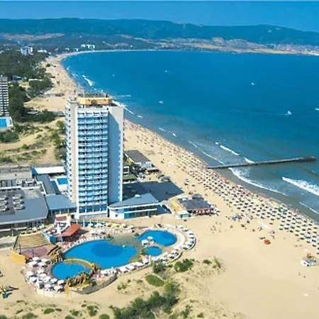 ❤kitchen & Balcony Pool View, 1 Bedroom Ap ❤tz❤ Apartmán *