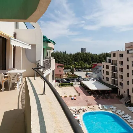 ❤kitchen & Balcony Pool View, 1 Bedroom Ap ❤tz❤